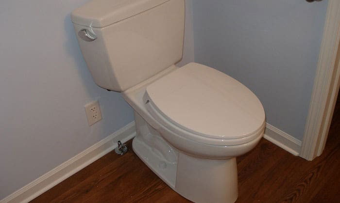 toto-toilet-vs-american-standard