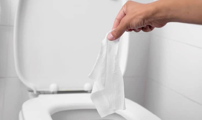 using-baby-wipes-instead-of-toilet-paper
