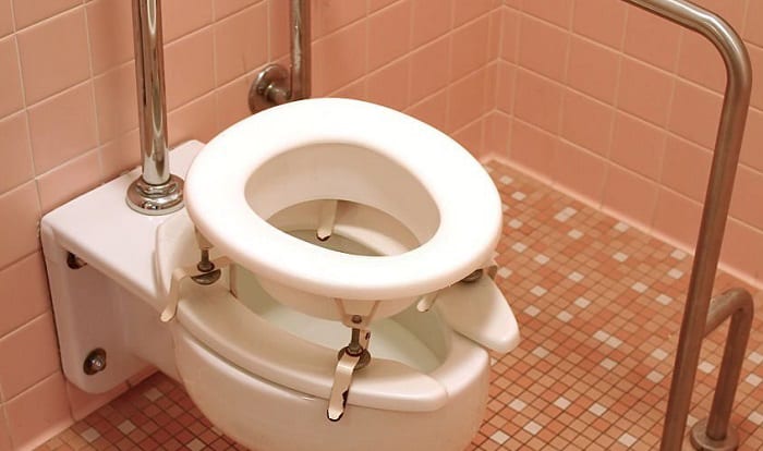 what is an ada toilet