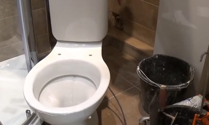 smallest-corner-toilet