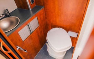 strongest-toilet-seat